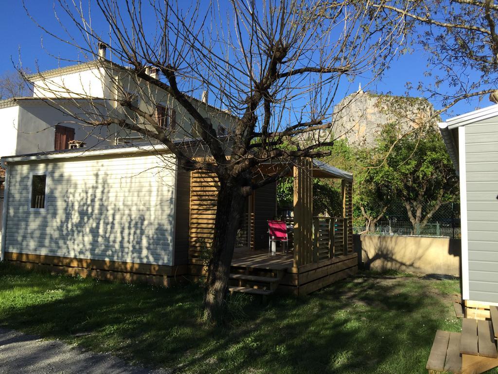 Camping Frederic Mistral Кастелан Екстериор снимка
